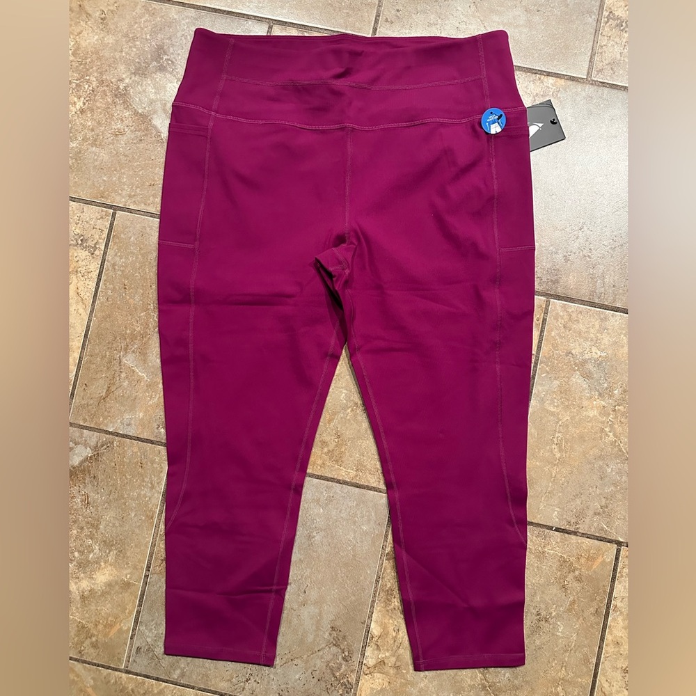 Skechers Fuchsia Leggings